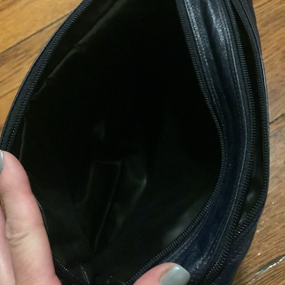 NWOT isanti leather bag (made in Italy) - Picture 5 of 14